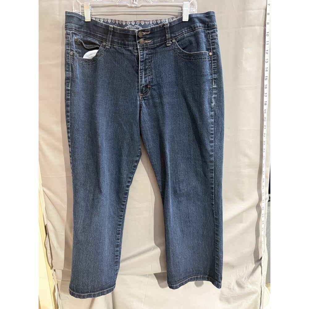 Bandolino blue denim comfort stretch jeans. Size 14 TG2280